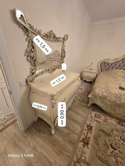Продам спальный гарнитур