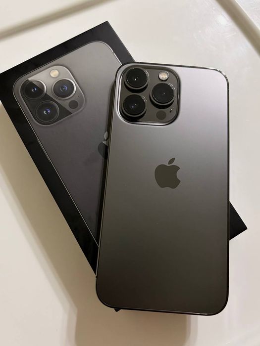 Продам Iphone 13 pro