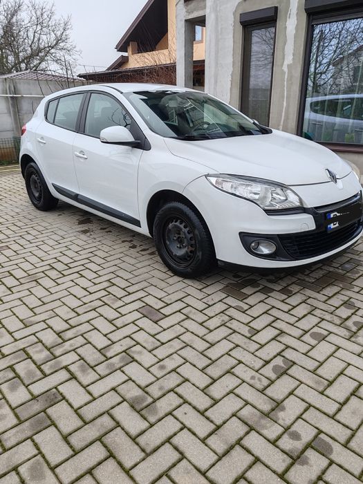 Renault Megane 2013 Avariat Foarte Usor 120000 km.