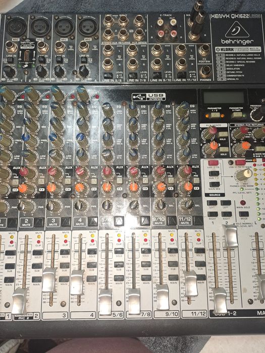 Mixer și statie audio