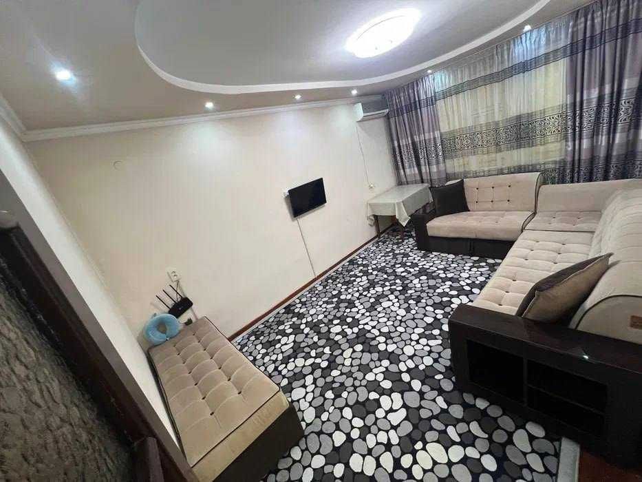 2 комн. 5/5 ул. Фитрата. 77-серия. 65м2. Сушилка. Ремонт. Мебель. Техн