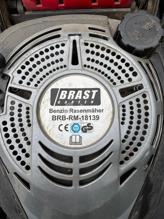 Mașina de tuns iarba !