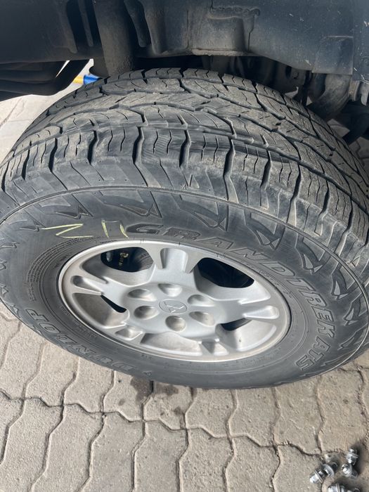 Шины с диской  паджеро