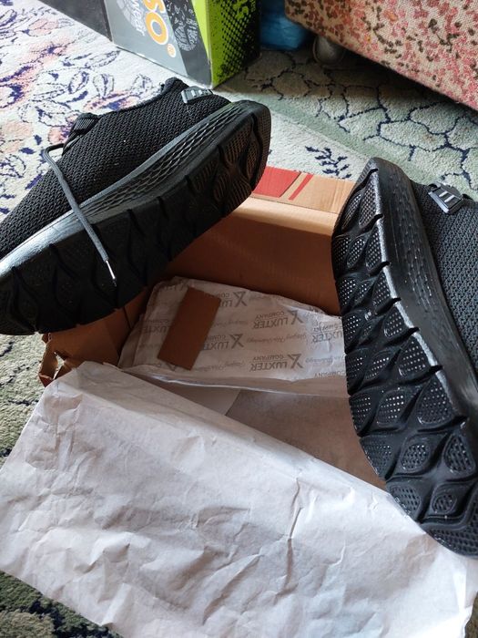 Летни черни обувки