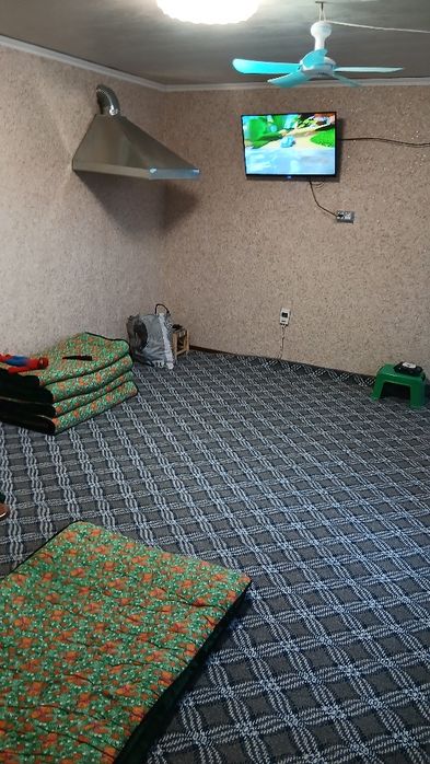 Dacha hovli sotiladi