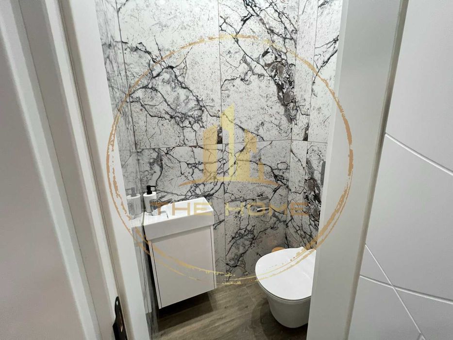 Дава се под наем Тристаен апартамент в Варна, Общината - 110 кв.м за 1300 € - Снимка #13