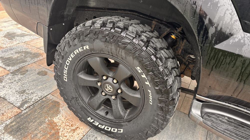 Vand cauciucuri off road  noi 265/70/R17