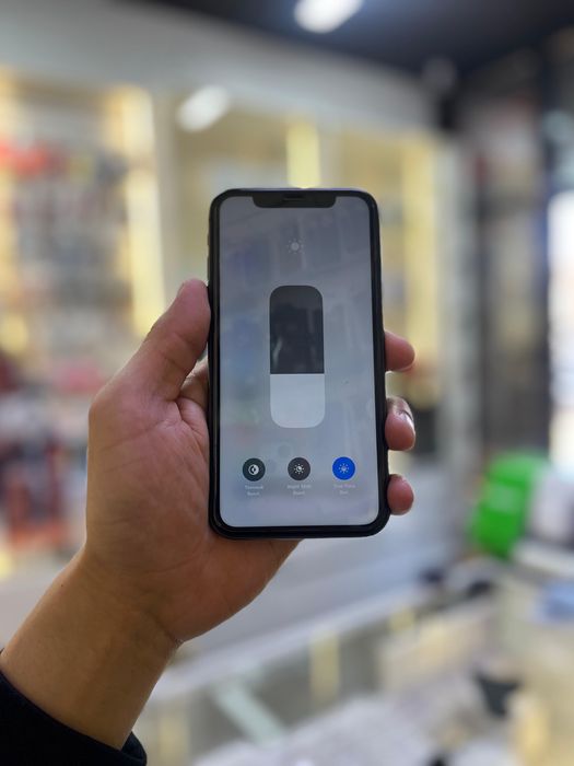 Продам iPhone 11 128gb