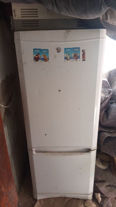 Продам холодильник