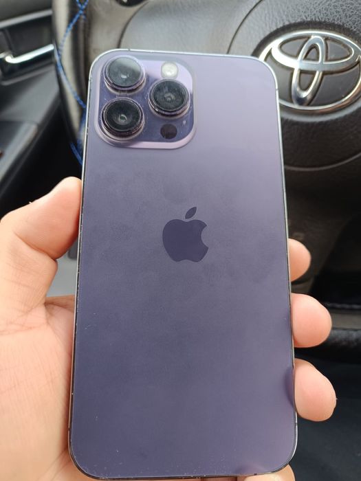 Продам обмен айфон  14 про макс 128