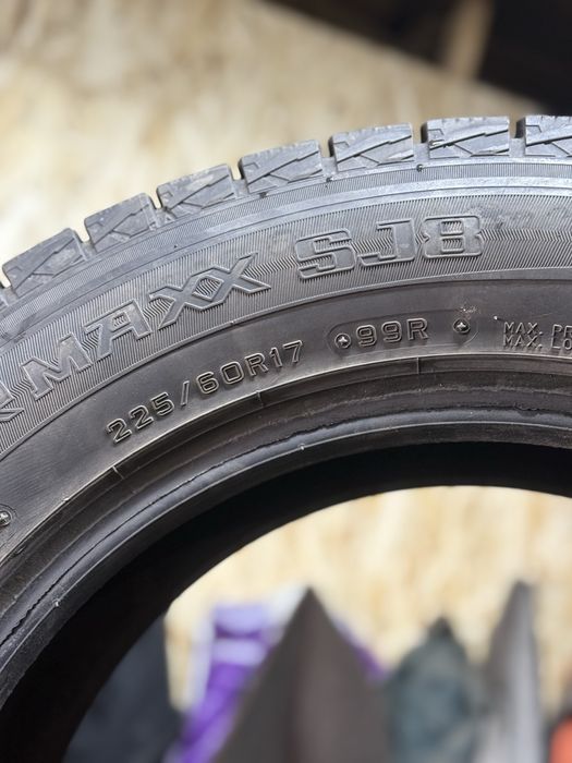 Зимние шины 225/60/17