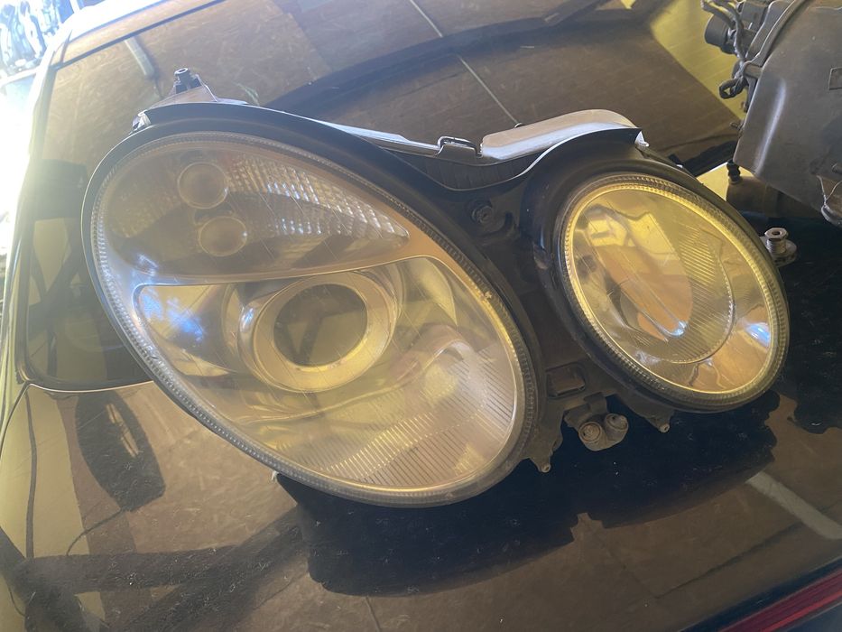Far Xenon Stanga Dreapta Complecte Mercedes E W211 An 2003/2006 Oferim Garatie