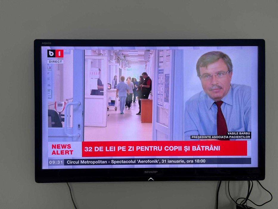 Tv Sharp Aquos non smart 107 cm