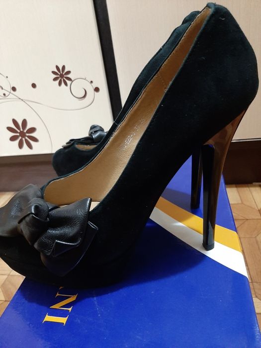 Женские туфли 37р