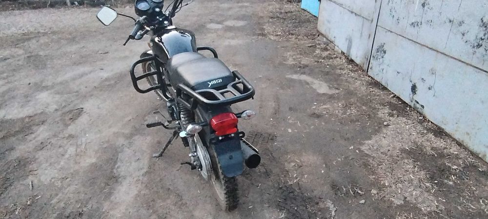 Продам мопед yaqi 50cc ,пробег 1100