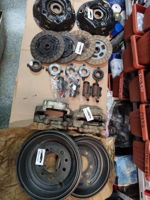 Авточасти Москвич