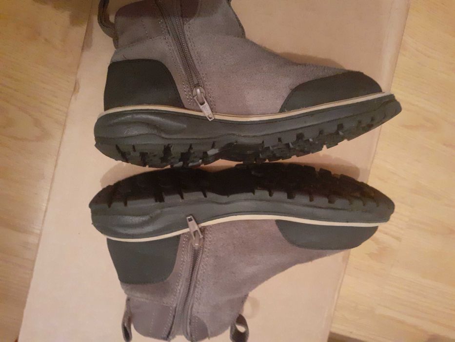 Ghete/botine ZARA din piele naturală, mărime 32