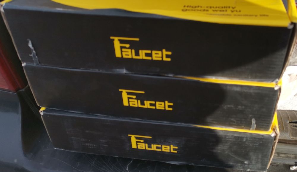 Висок, Матово черен смесител за мивка за баня, едноръкохватков