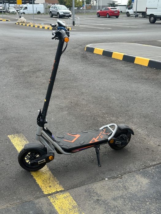 Trotineta kukirin A1