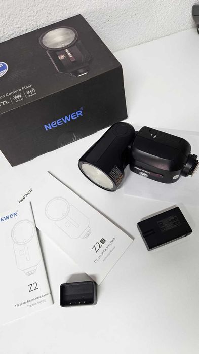 Blitz NEEWER Z2-N TTL cu cap rotund pentru Nikon – stare impecabilă
