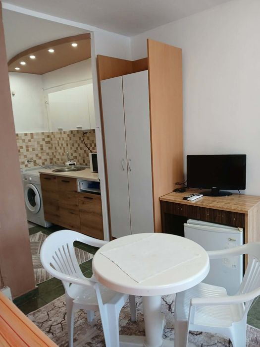 Дава се студио под наем в Слънчев бряг