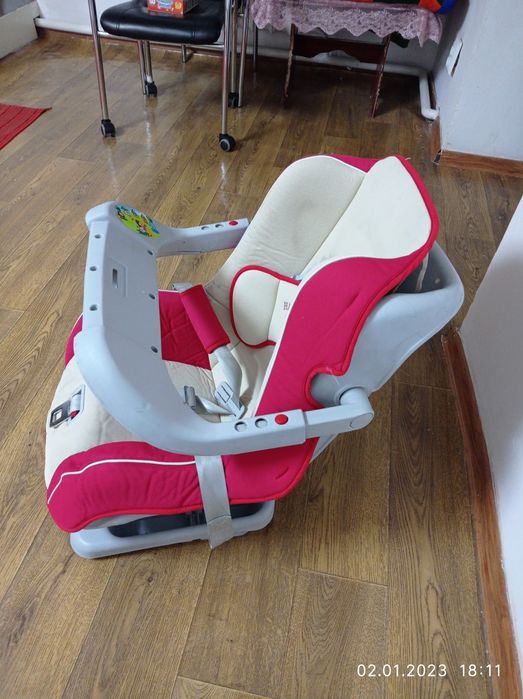 Автокресло немецкий до 40 кг