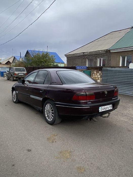 Opel Omega B 1994г. 2л 16кл, механика.