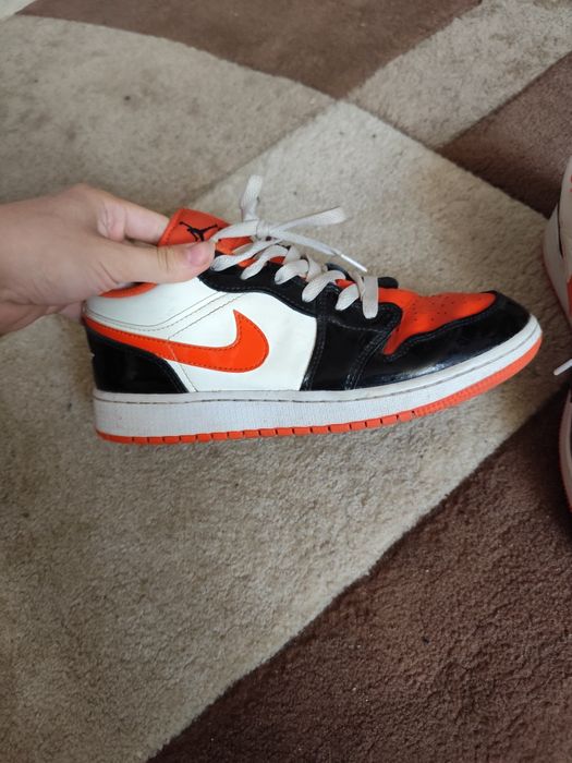 Air Jordan 1 Low Team Orange