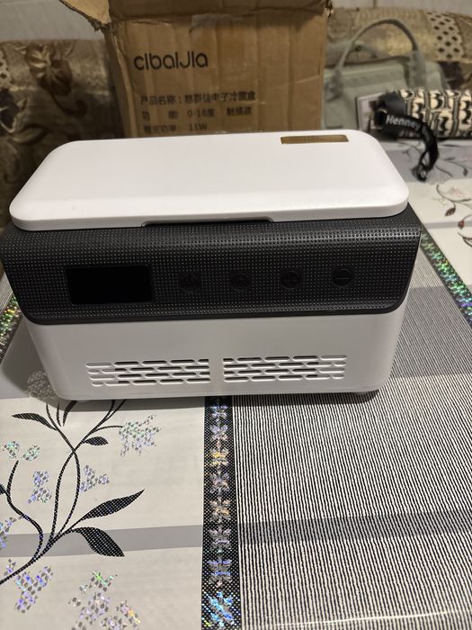 Продам медецинский холодильник