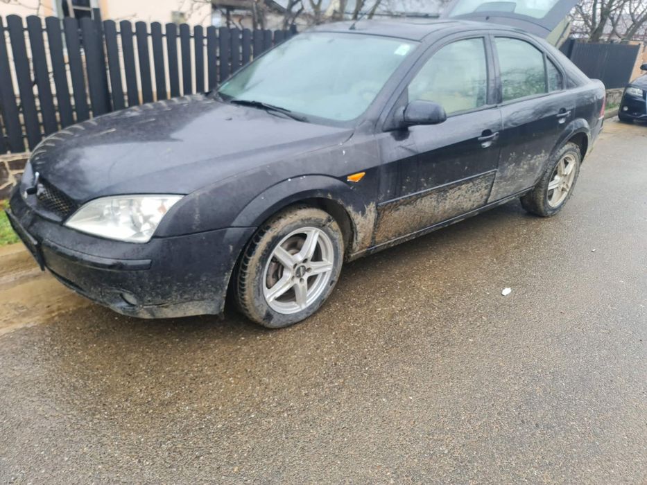 Vând Ford Mondeo