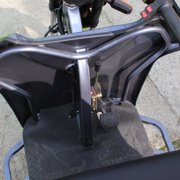 Електрическа триместна товарна триколка MaxiGo Pro, Gray, 2000W