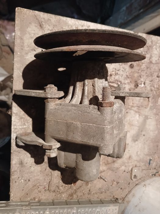 Продам топливный насос