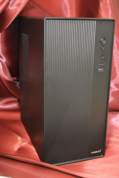 Персонален компютър / офис I5 7400 8 GB DDR4 SSD нова кутия