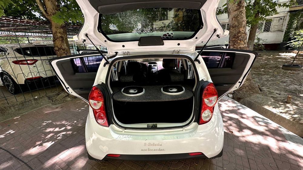 Срочно Продам Спарк M-300 Spark Tez Sotiladi