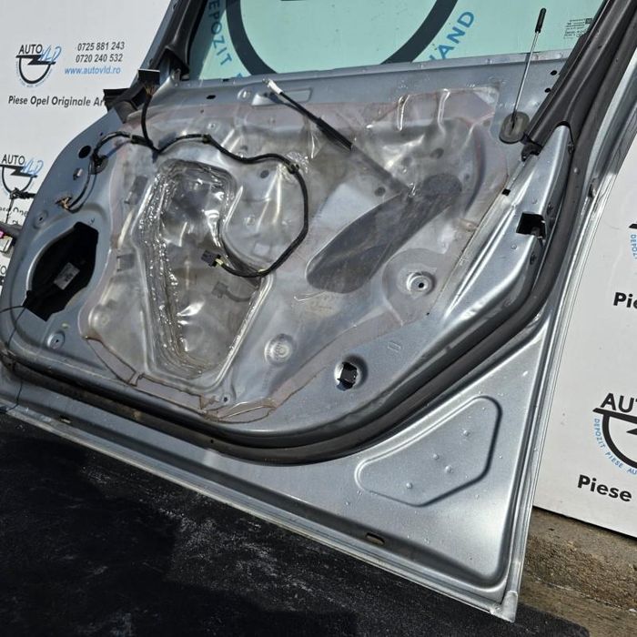Portiera usa Z179 dreapta fata Opel Astra J Facelift