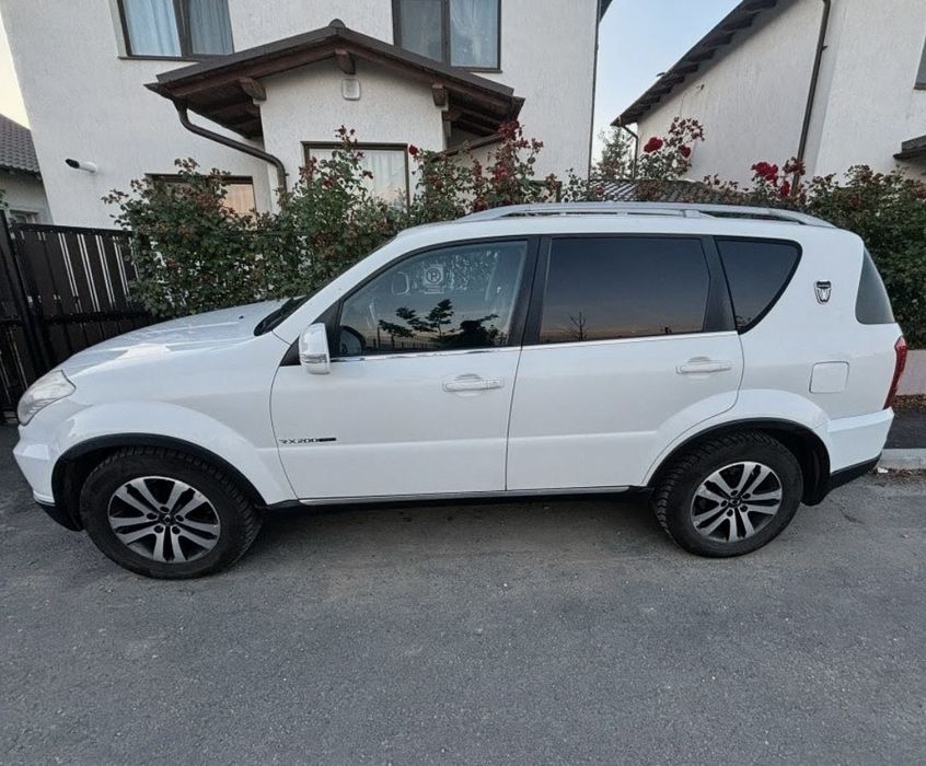SsangYong Rexton 2.0 e-XDI 4x4 7 locuri