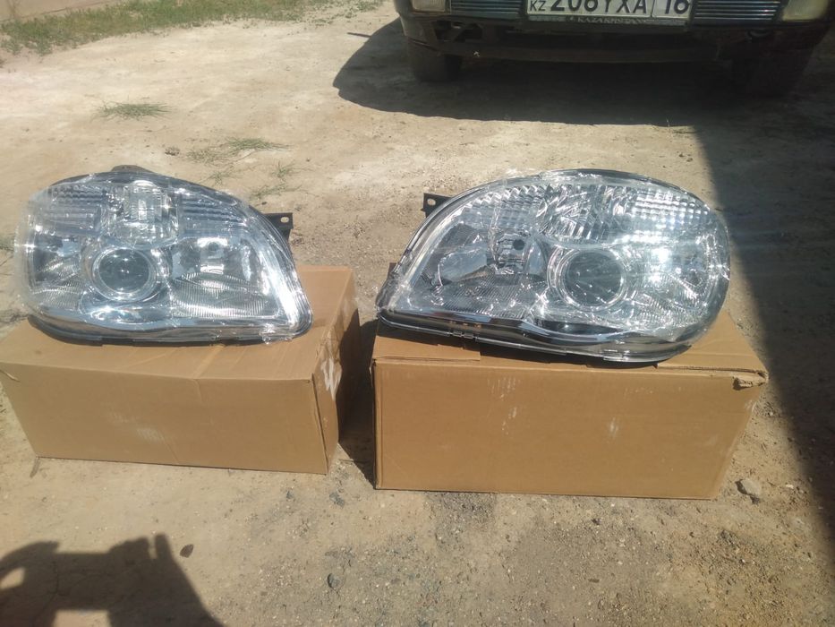 Фары новые Chevrolet Niva