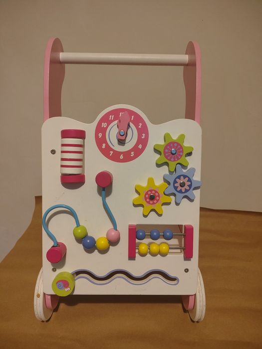 Дървена детска проходилка