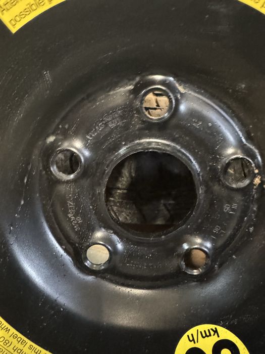 Патерица резервна гума Голф 5 6 7 а3 16” 5х112