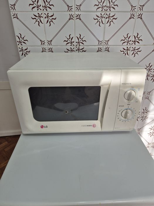 Продам хорошую микроволновку
