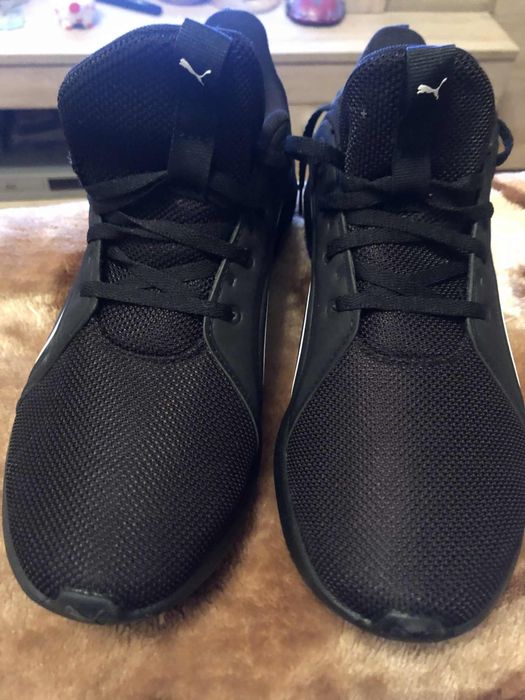 Se vinde adidasi puma barbat