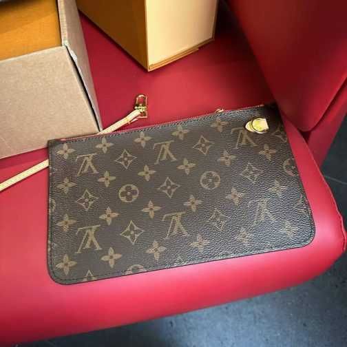 Geanta de mana dama  Louis Vuitton 511-19-1