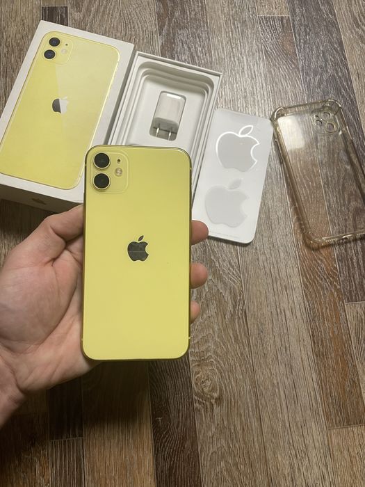 Продам телефон айфон 11