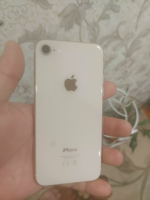 IPhone 8 64 gb 61%akb