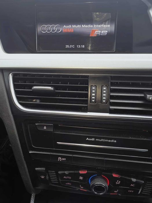 Vând Audi A4 Sline 2011