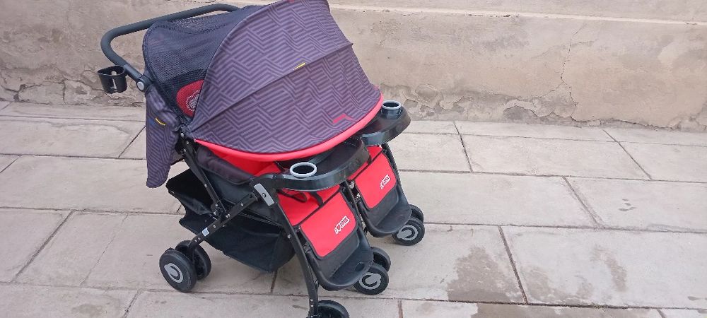 Детская коляска для двойни