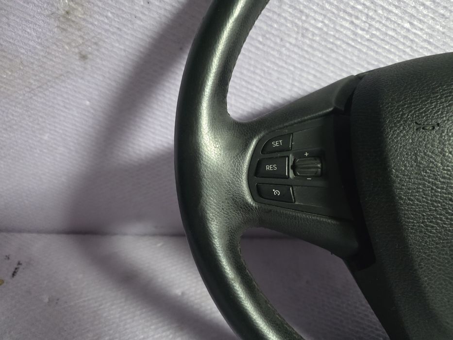 Volan BMW F30 F20 cu comenzi