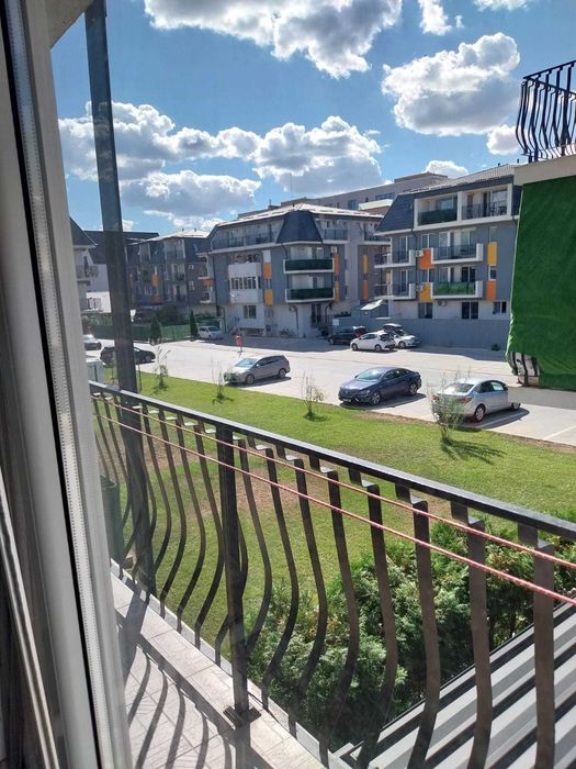 Proprietar – închiriez apartament 2 camere Otopeni, Complex Maramureș, parcare