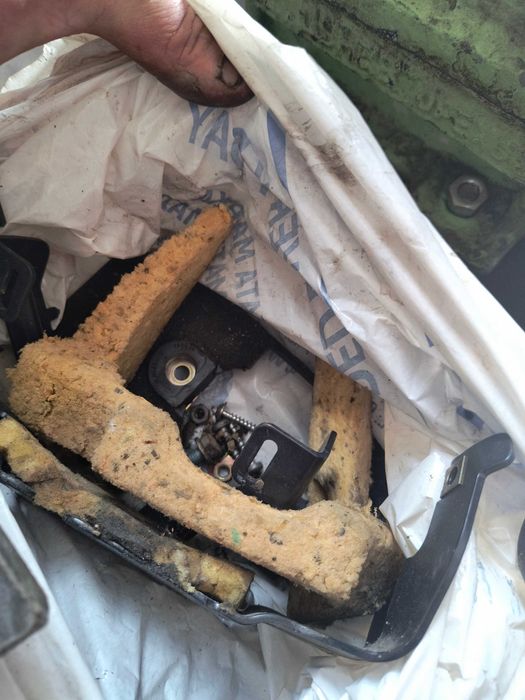 5 степенна скоростна кутия за ауди а4 2000година.