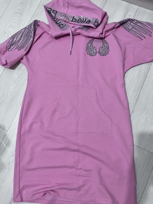 Одежда на девушек